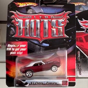 Hot Wheels '67 Chevy Camaro - Red